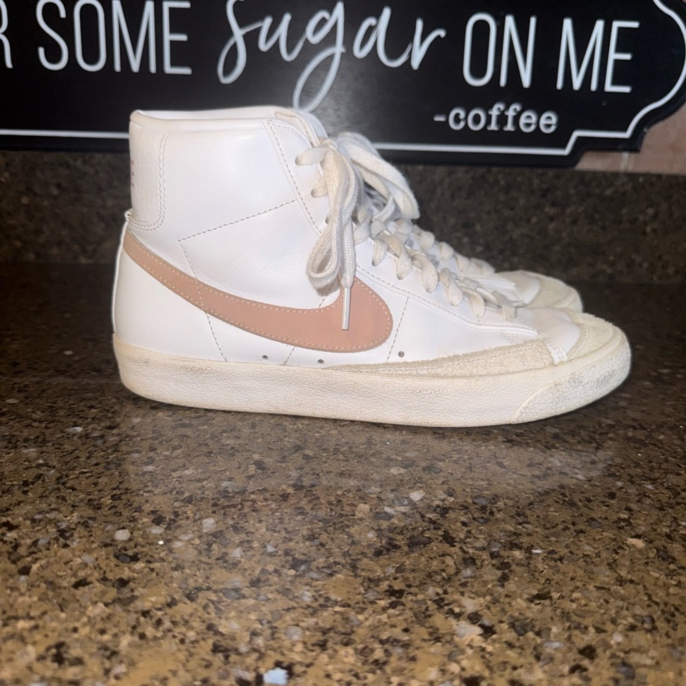 Nike White and Tan Athletic Shoes